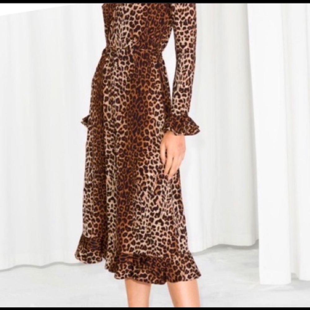 & other stories animal leopard print dress size 4 EUC